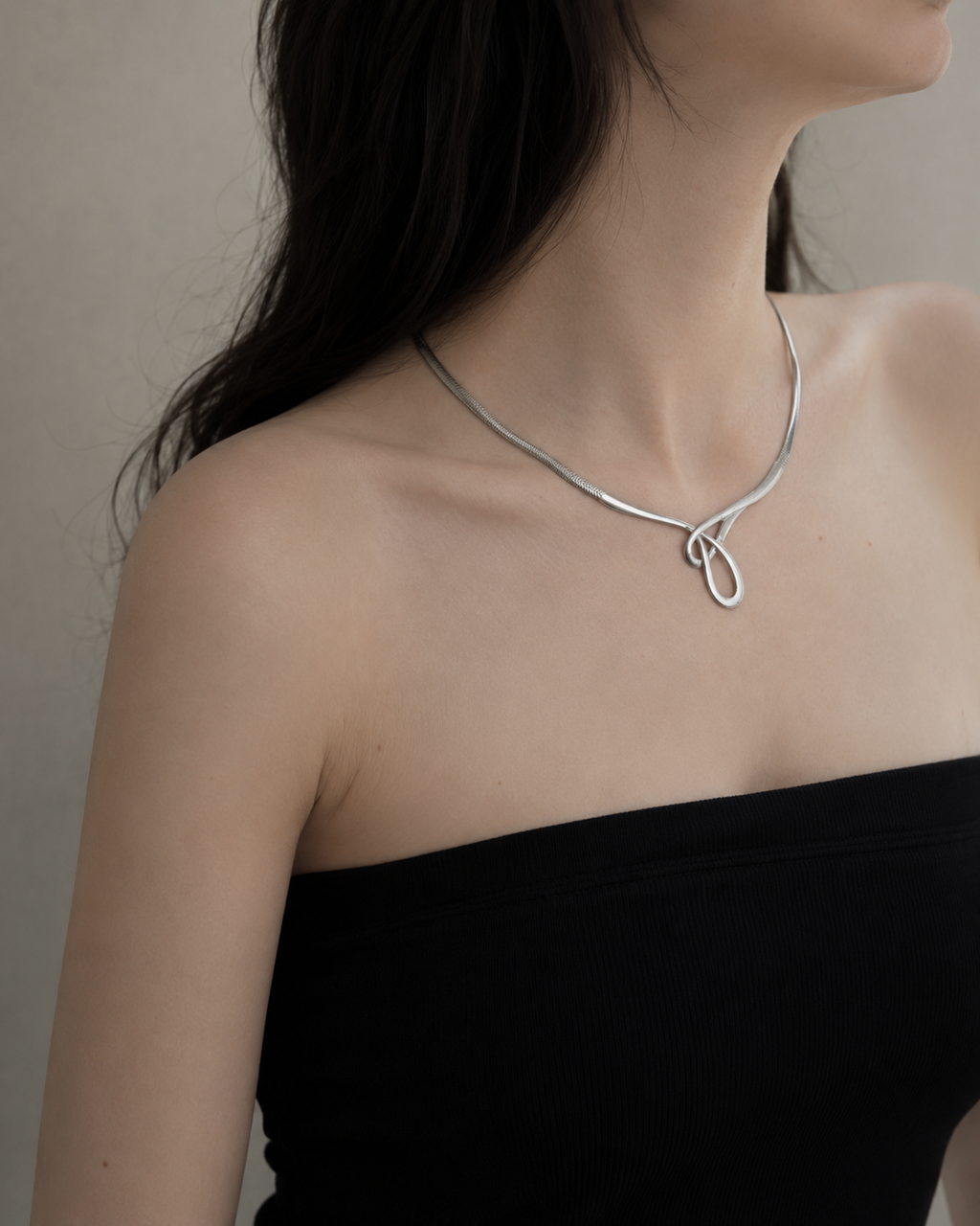 Knot Necklace