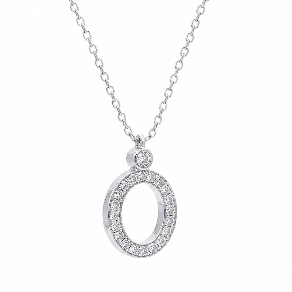 Oval necklace front diamond