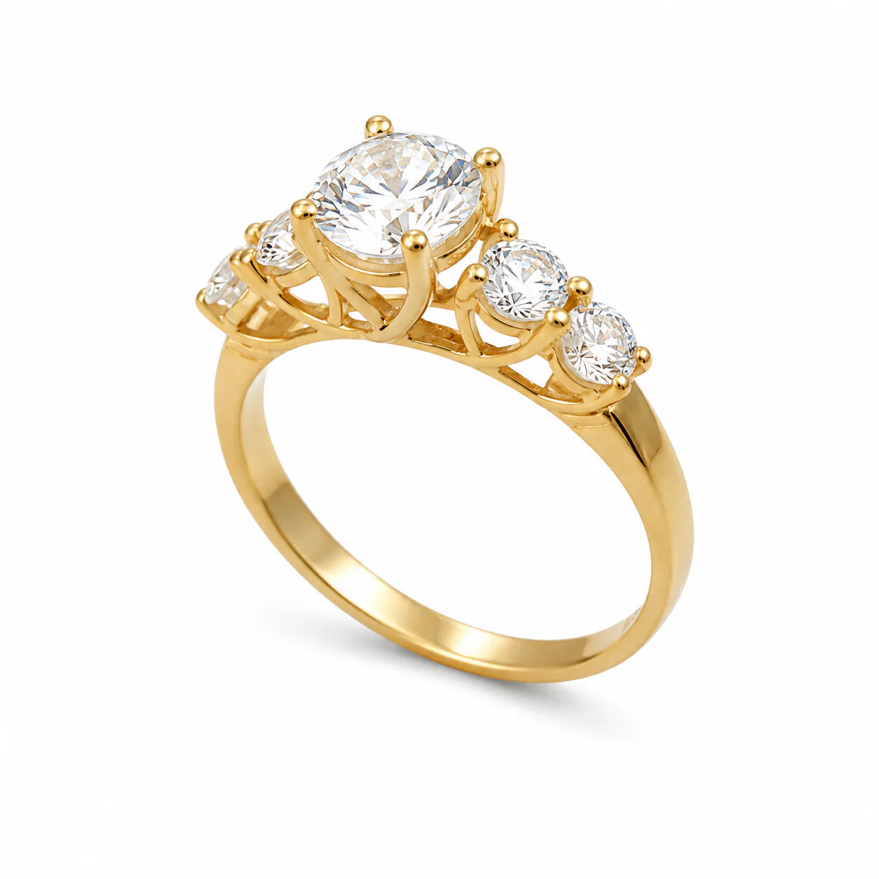 closeup picture for 5 diamond gold ring